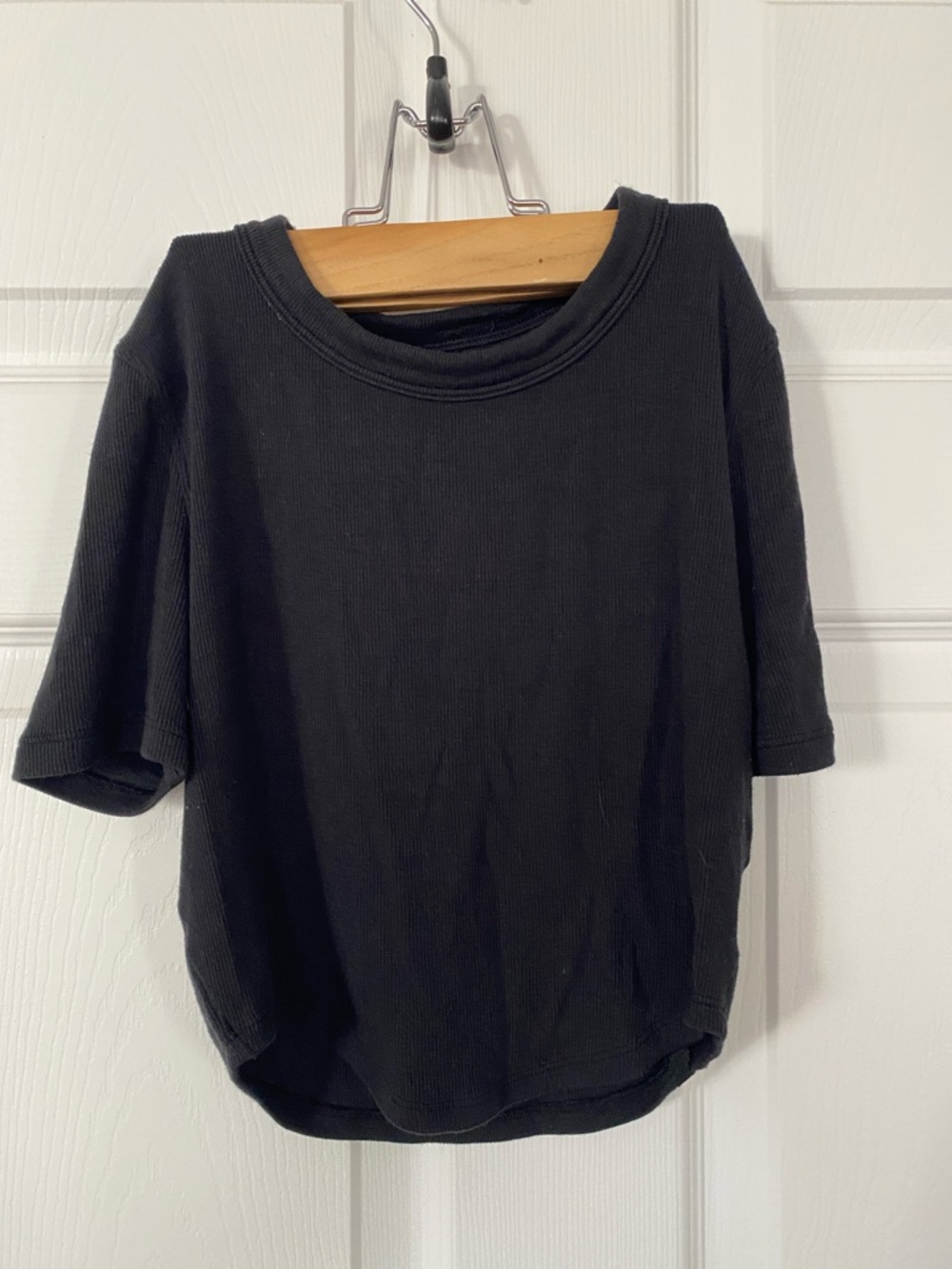 lululemon athletica Black Ribbed Crew Short Sleeve Tee
